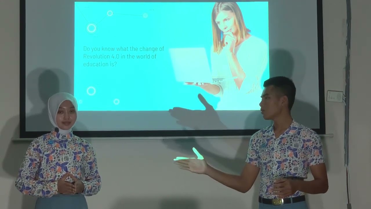 AESC 2022 SMK Penerbangan Angkasa - Fahmi dan Desy