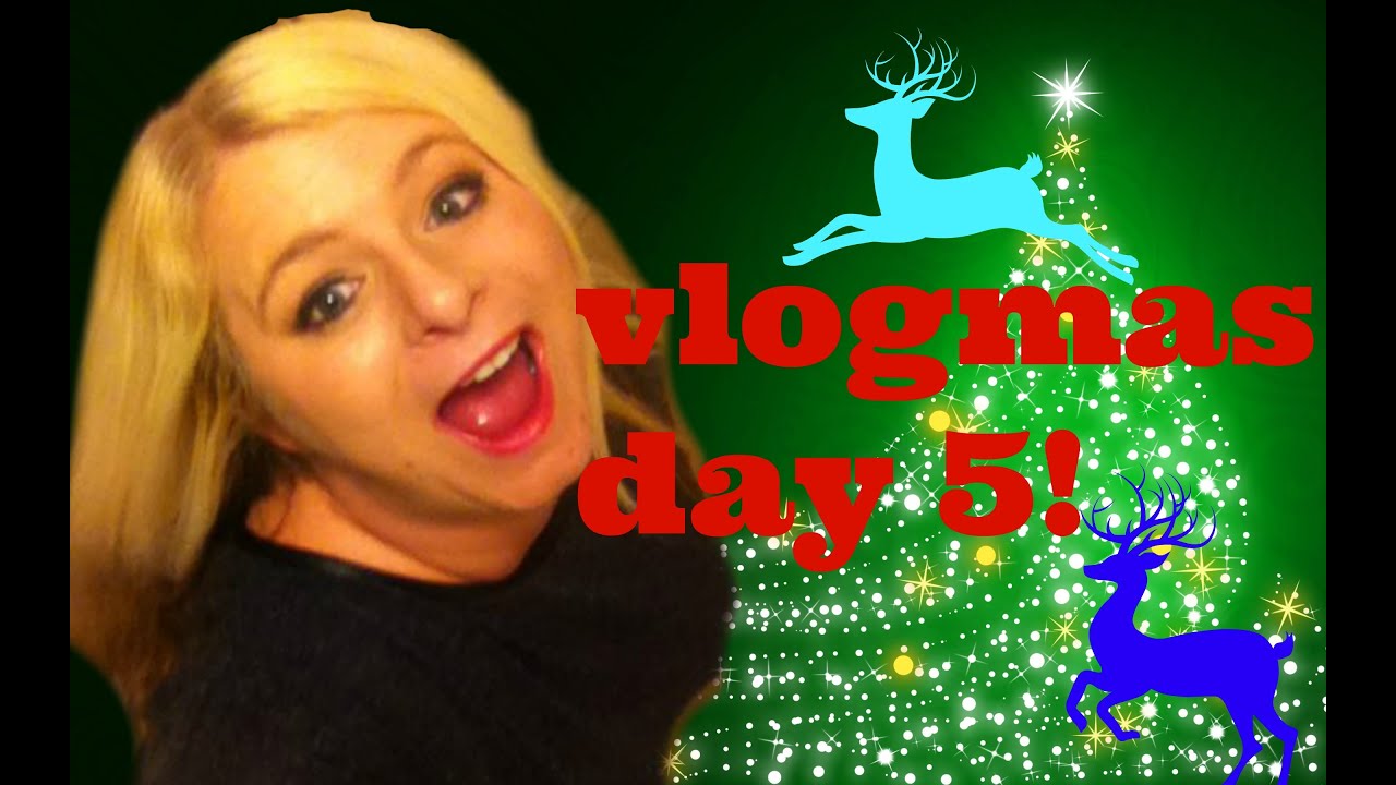 DA CRIMBO TREE! | Vlogmas #5