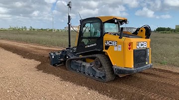 JCB 3TS Teleskid - grading with V-Loc System