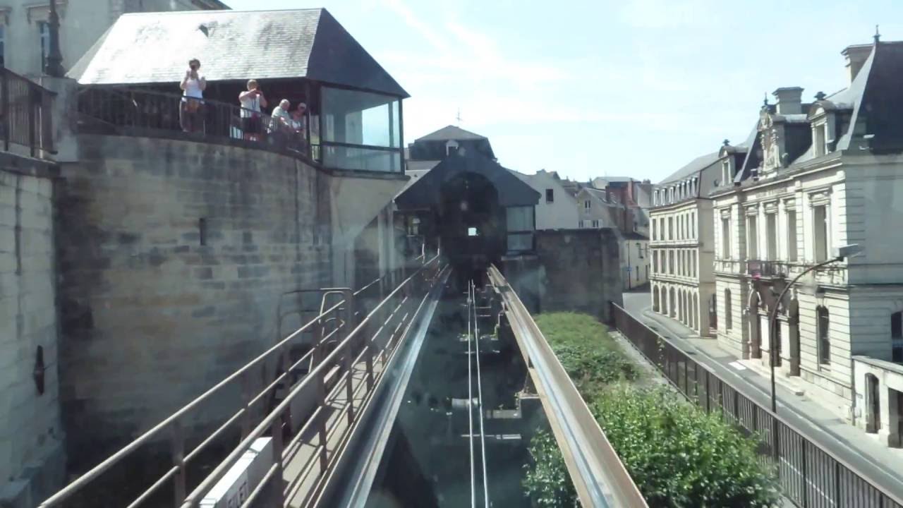 [Laon] Poma 2000 - Gare/Hôtel de Ville (embarqué)