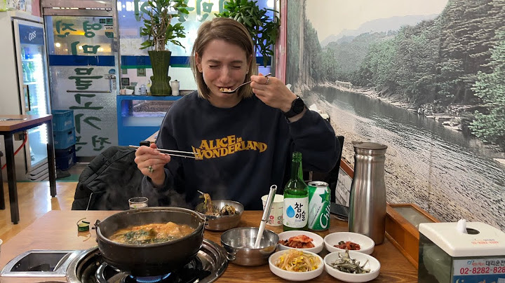 My Ukrainian fife reaction of trying Korean Spicy freshwater fish stew