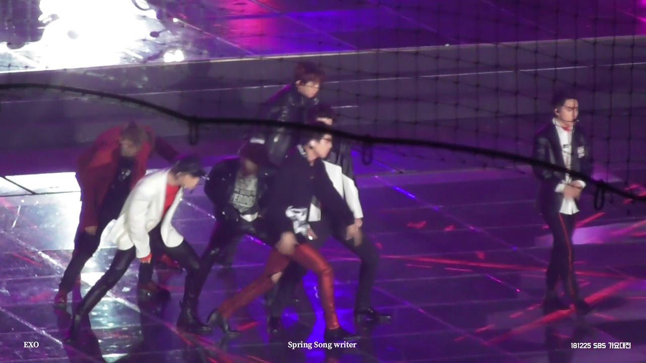 181225 SBS 가요대전 생방 현장 EXO - Sehun Solo + Baekhyun Solo + TEMPO (Full focus)