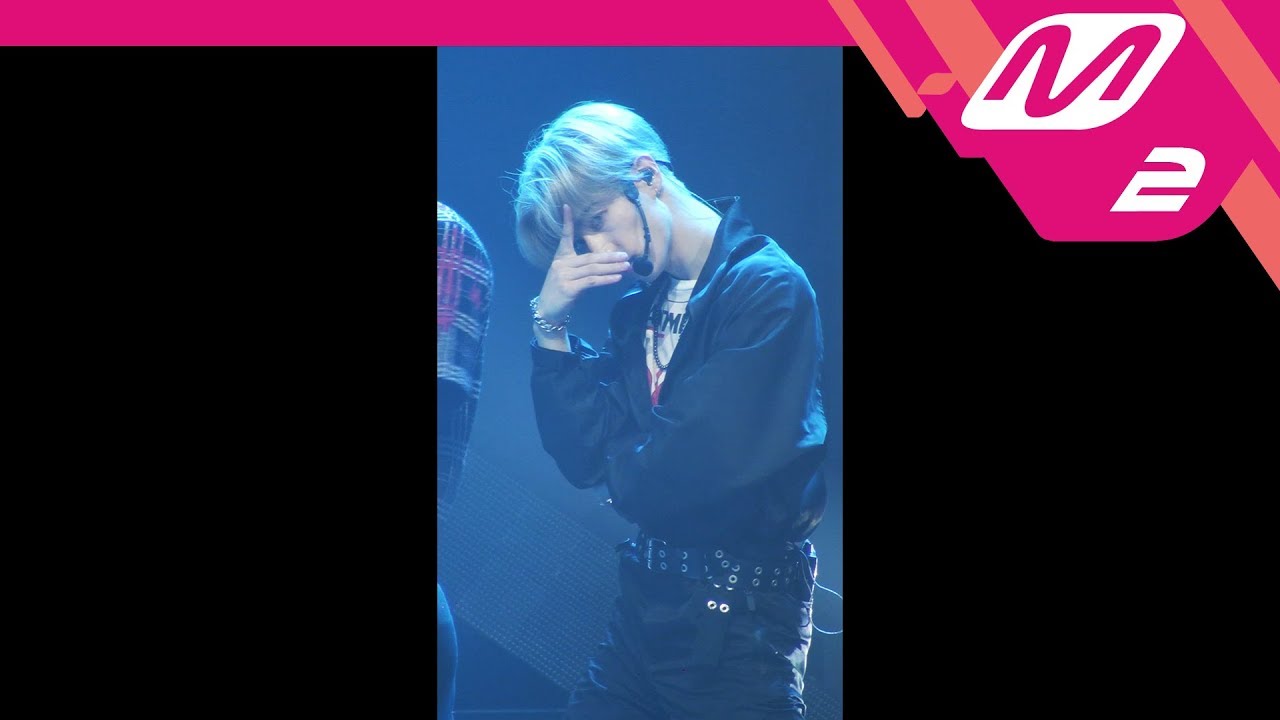 マーク「Look」公式Fancamのサムネイル
