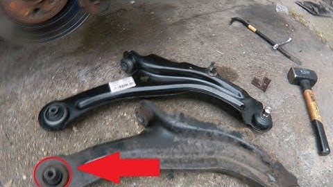 Renault Megane Lower suspension arm replace