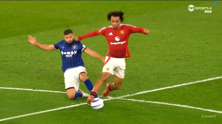Joshua Zirkzee toont zijn klasse als nummer 10 (2024/2025)