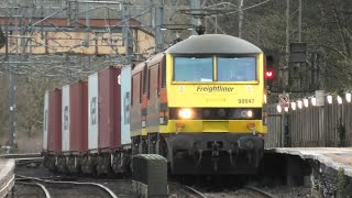 Trains at Crewe Wilmslow Sandbach 18/3/24 Class 40 /Pair Freightliner 90s / 68 DRS at P11 at Crewe