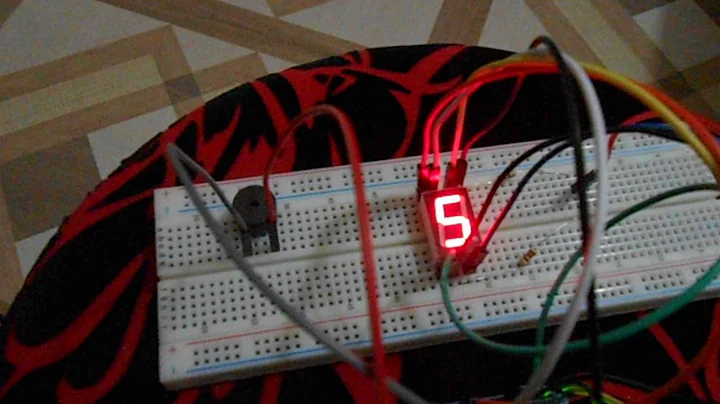 7segment display with piezo buzzer