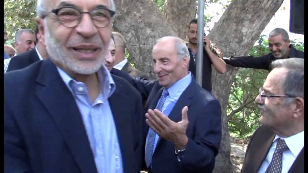 إزاحة الستار عن تمثال الشاعر الكبير طليع حمدان - عين عنوب  2015