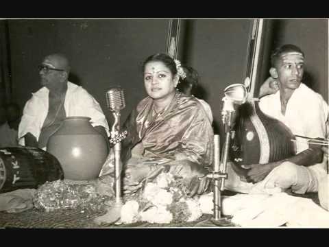M S Subbulakshmi   Bhajare Gopalam   Hindolam   Sadashiva Brahmendra