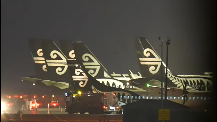 Auckland airport Night Livestream with Kev and Kurt (KDS)