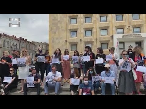 „უსაფრთხო მედიაგარემოსთვის!“ –  მედიის წარმომ,ადგენლების აქცია კანცელარიასთან