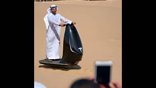 Tesla's Dune Glider: Future Desert Transport #Tesla #SustainableTransport #FutureMobility