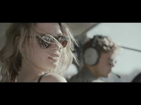 PACIFICO OPTICAL 2016 "FLIGHT" CAMPAIGN - 30 SECONDS - video from Pacifico Optical