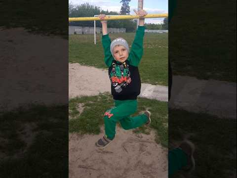 Мої заняття спортом. Поки що не все виходить, але я стараюсь