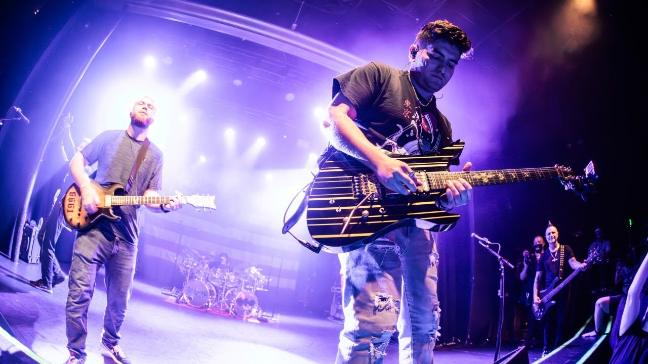 Playing 'Beast and the Harlot' on stage with Avenged Sevenfold