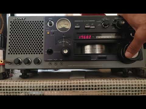 Приемник Sony ICF-6800W 17Mhz AM - YouTube