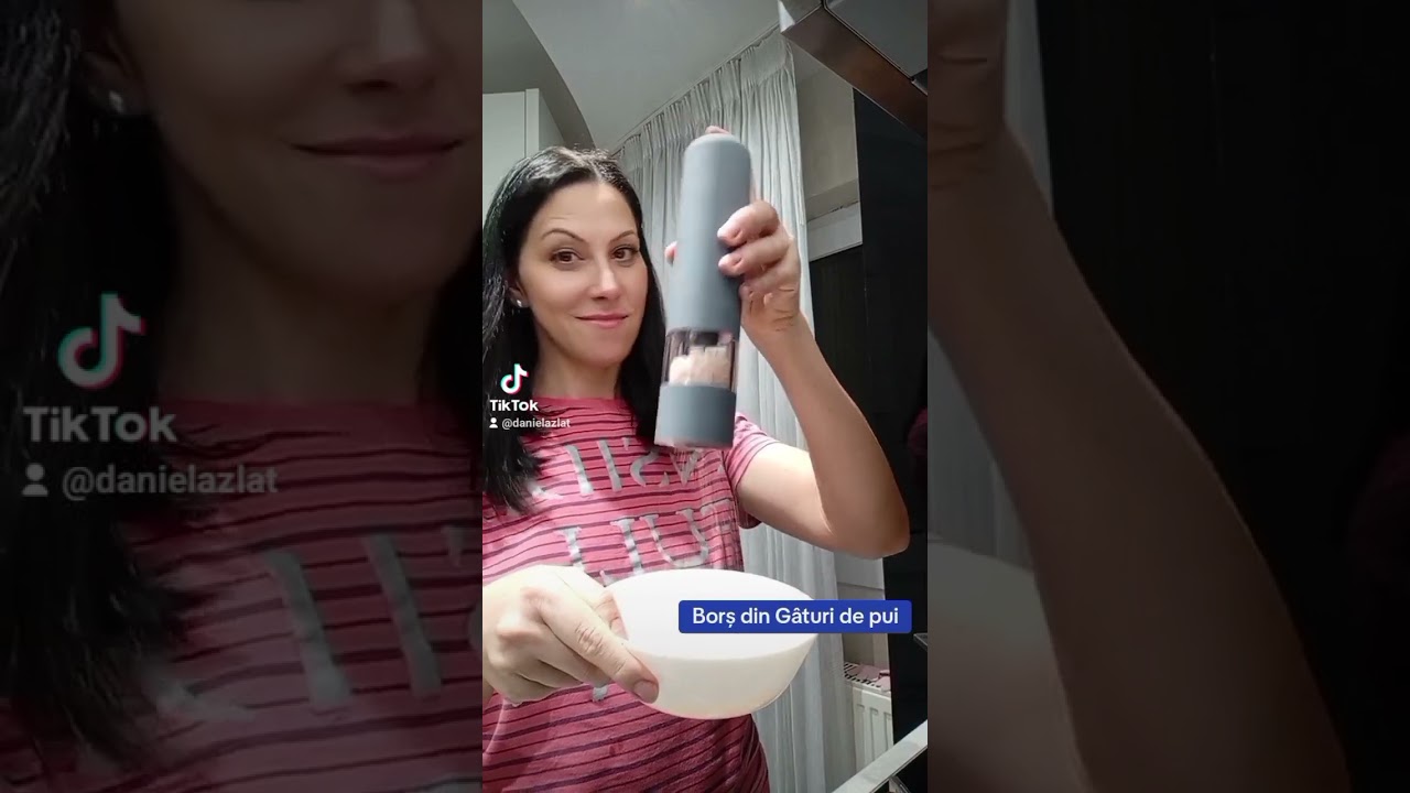 BORȘ DIN GÂTURI DE PUI