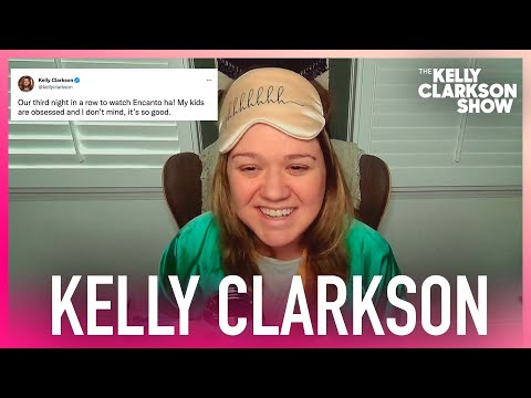 Kelly Clarkson Can't Stop Watching 'Encanto' And 'Castle' Re-Runs