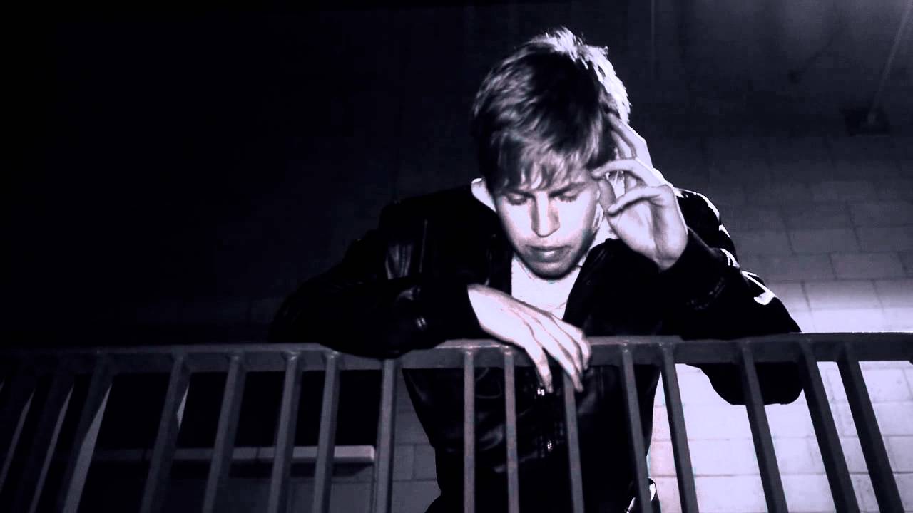 Watch Forelsket Feeding - Sean Malone (Original) on YouTube Watch Forelsket Feeding - Sean Malone (Original) on YouTube
