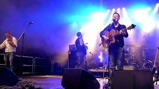 Skerryvore - Rocket To The Moon (Runrig) - Live FiS 2012 chords