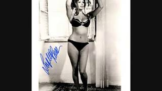Video thumbnail of "Sophia Loren: She's No Fool, She's so Cool"