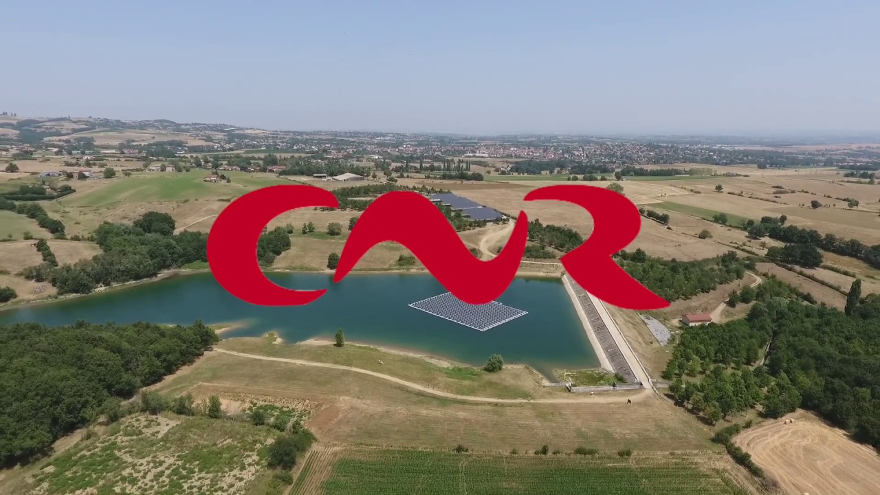 Drone lac de la Madone parc photovoltaïque flottant CNR - YouTube