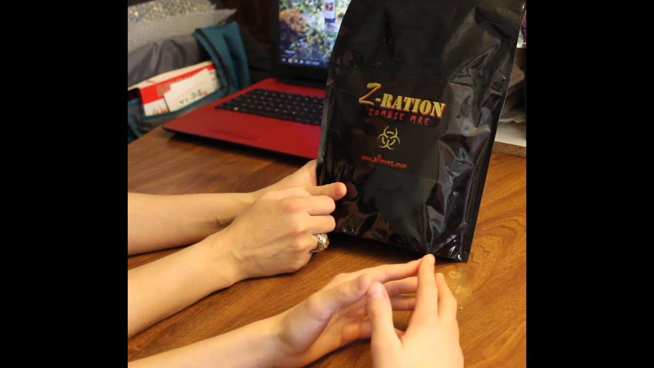 We try a Z Ration ZOMBIE MRE!! Pepperoni Pizza - YouTube