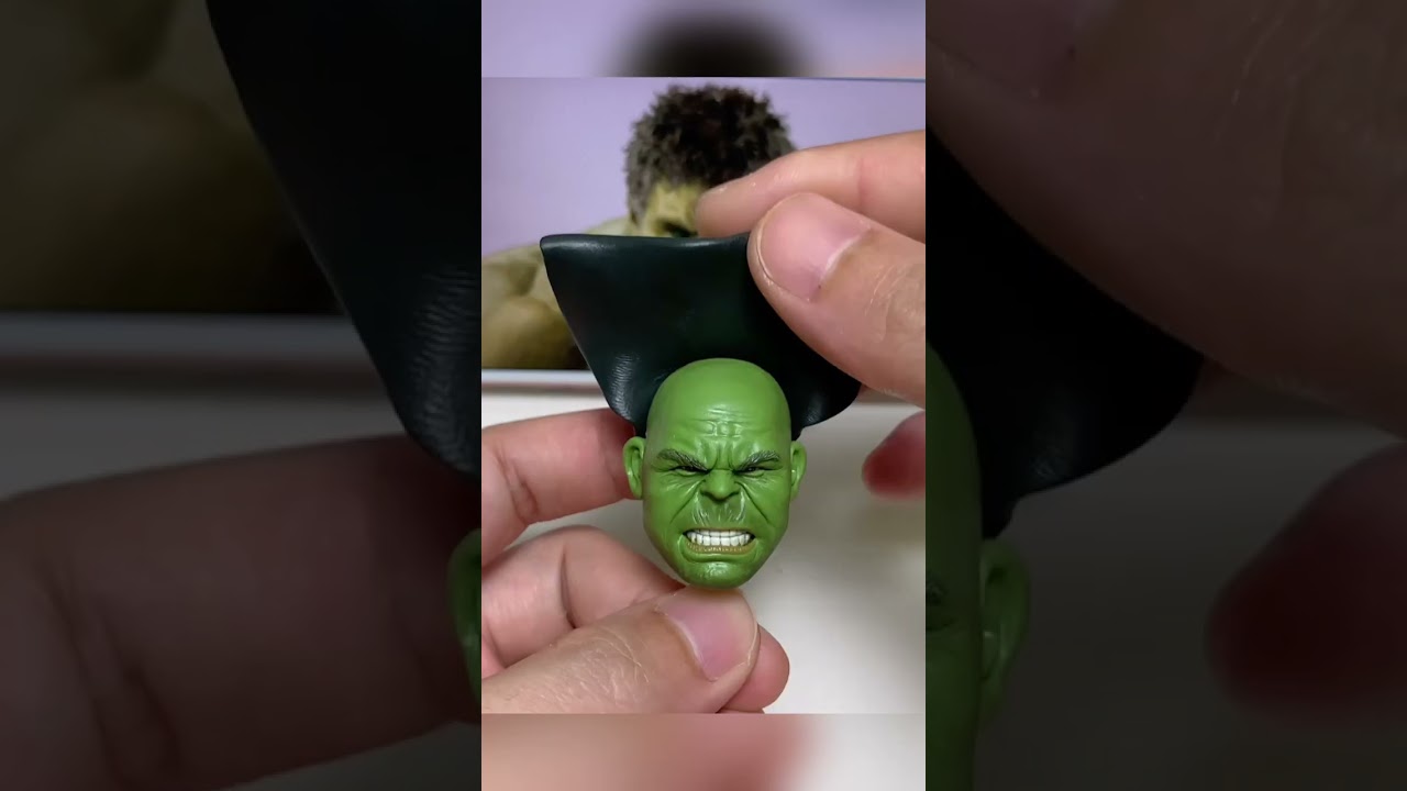 Clay Artisan JAY ：Hulk’s Angry Expression Comes to Life in Clay