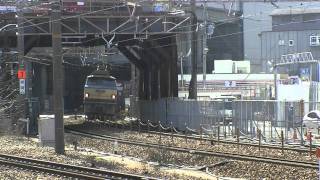 EF66 32号機 貨物列車