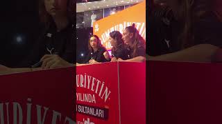 İlk - El Yine Bildiğimiz Gibi 😍😍