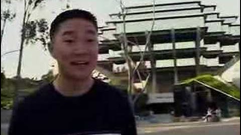 theU.com - UCSD: "The Setting"