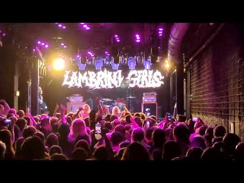 Lambrini Girls live @ Flex, Vienna 16.12.2025