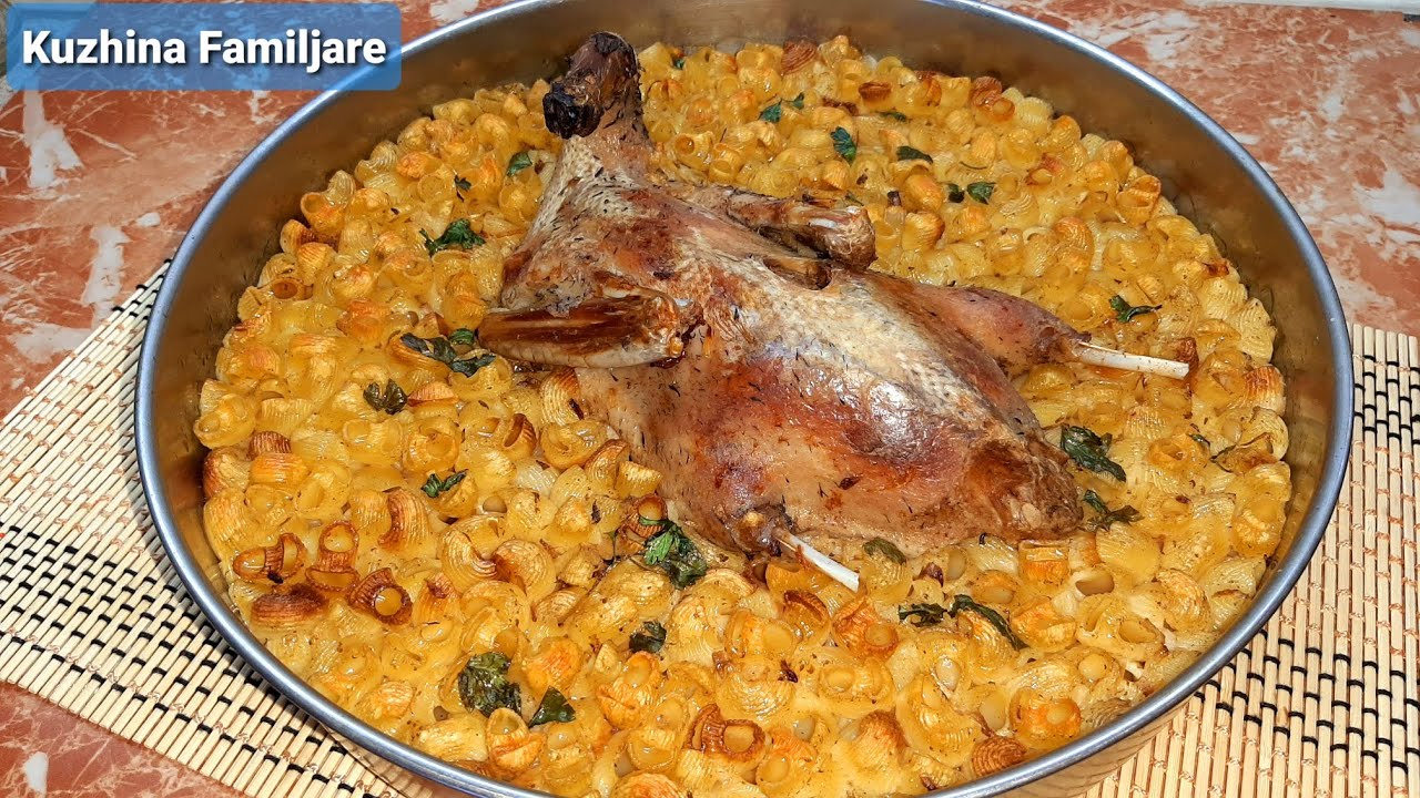 Tavë fshati me makarona dhe pulë !