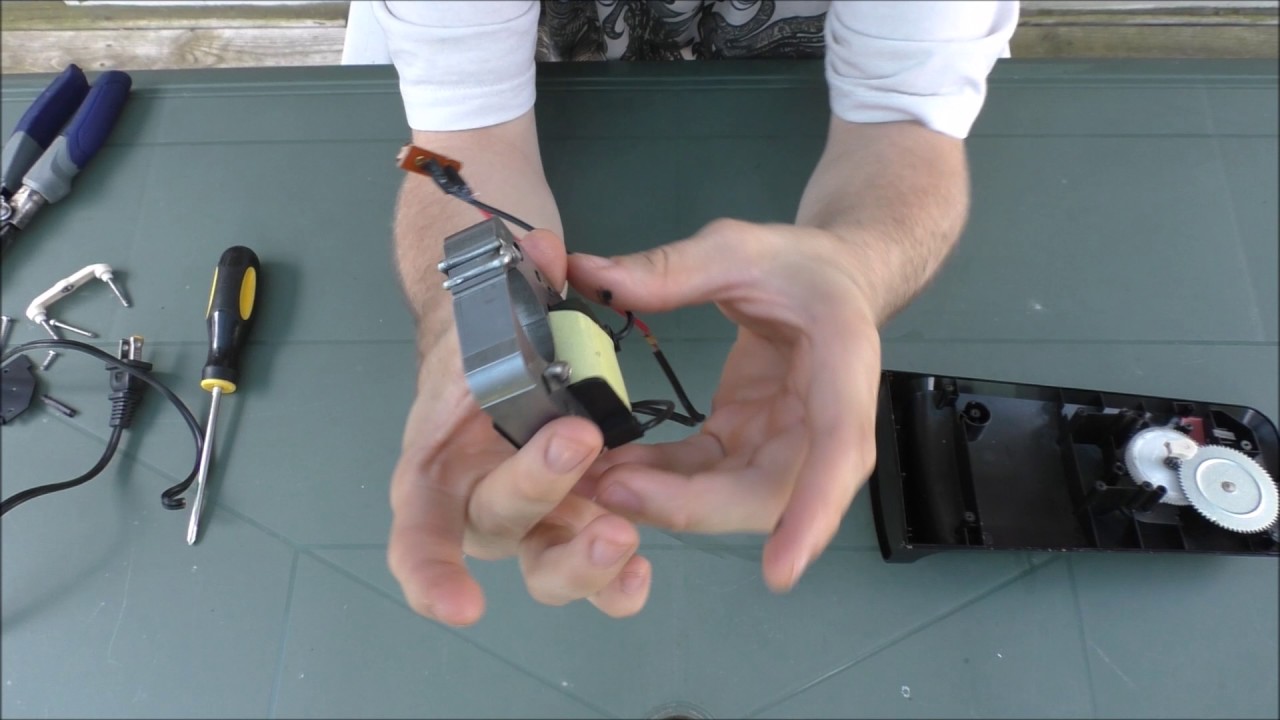How To Take Apart A Electric Can Opener Toastmaster Youtube