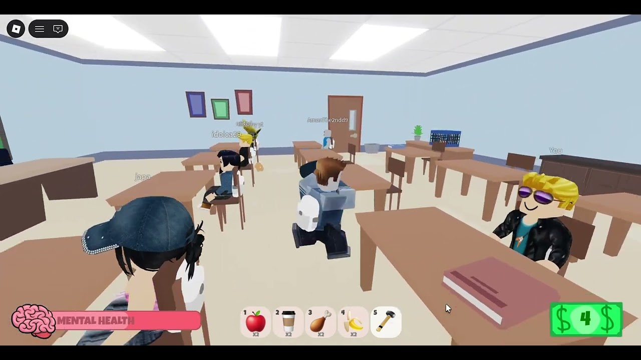 Yo jugando con un conejo