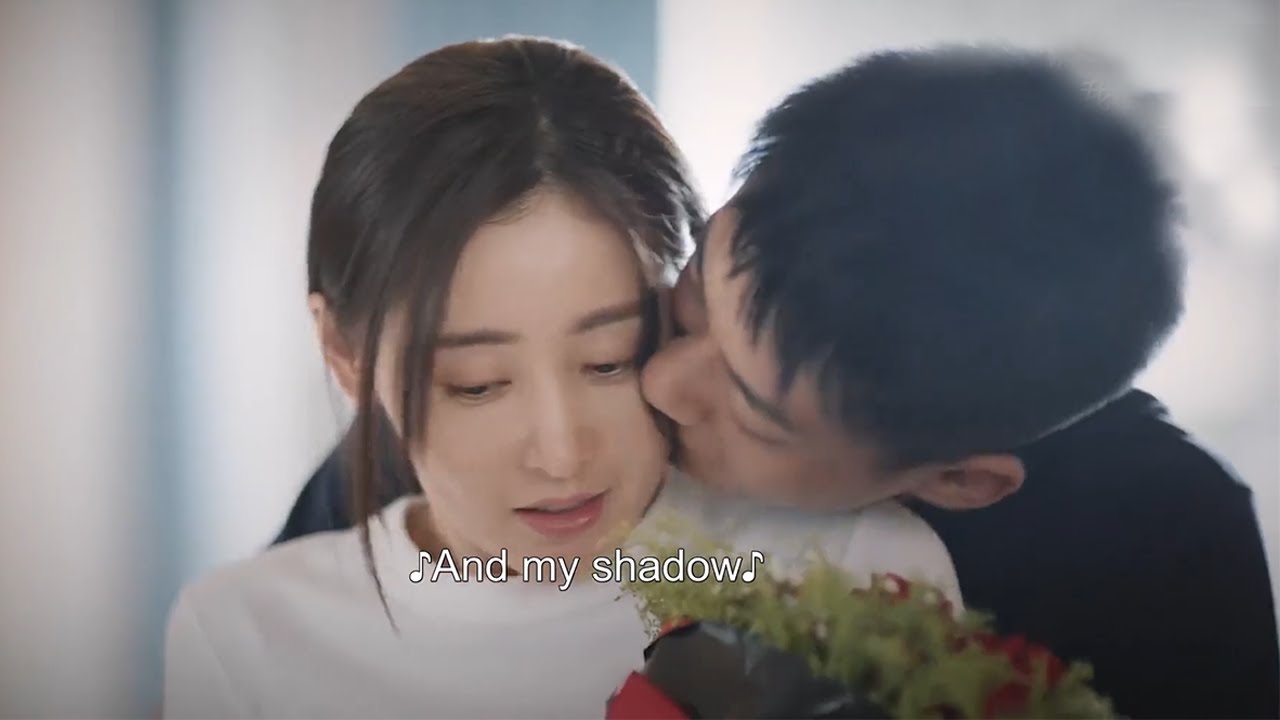 Boyfriend kissed CInderella on their 100th day commemoration, but she