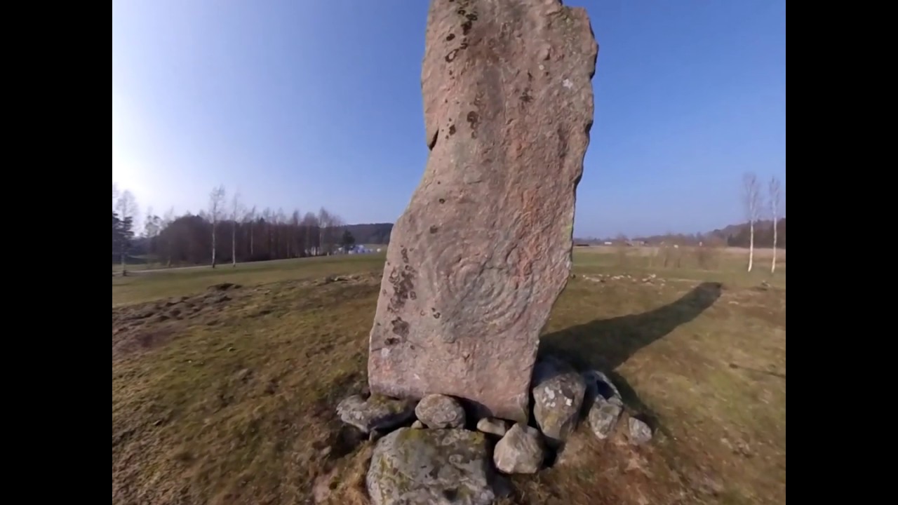 Bronze age graves at 