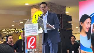 O presidente e CEO da UNILAB Backy Baquiran abre o Alagang Unilab Para sa All He