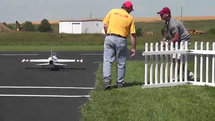 Lexington Model Airplane club Fall Show - Chris Wo...
