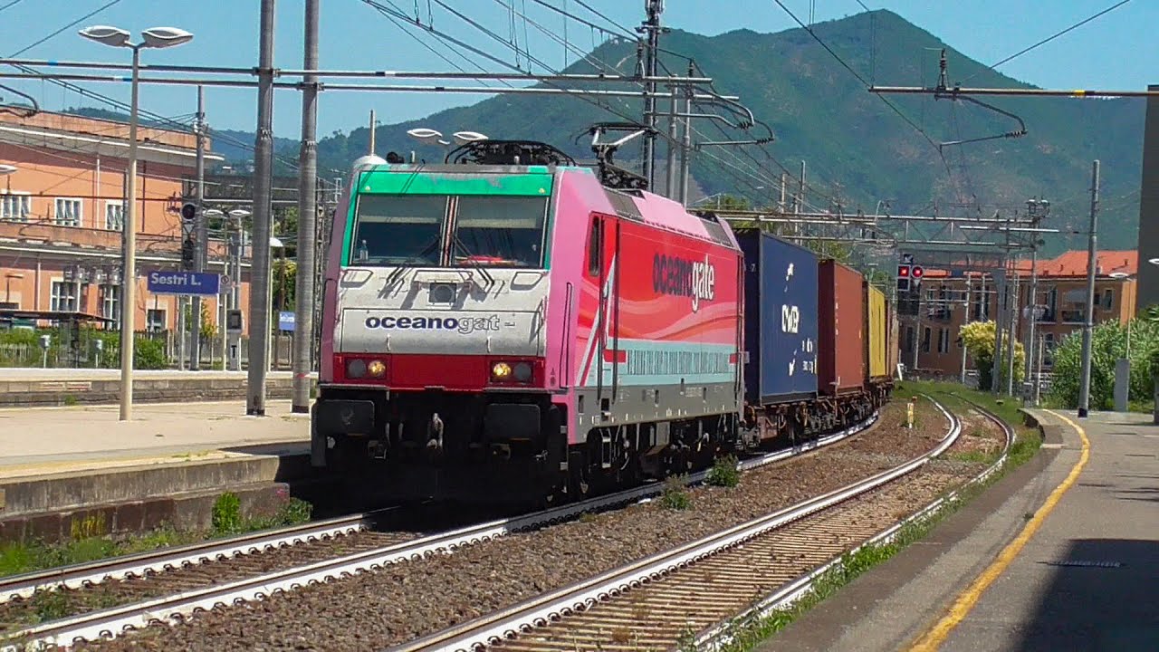 TRENI in LIGURIA, sulla Genova - La Spezia a LUGLIO 2023 N.4/4