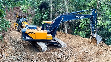This Excavator Operator is on Another Level! You HAVE to See This! | Excavator Planet