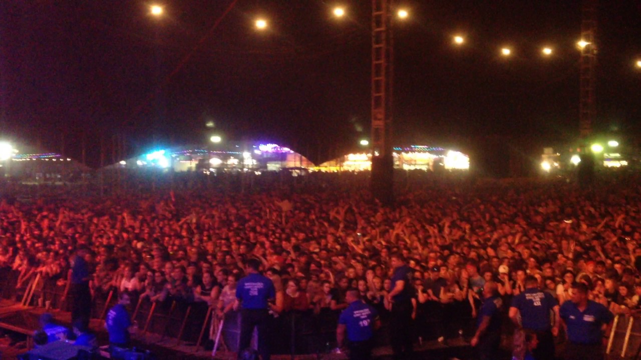 Colin Peters & Jeff Automatic warm up for The Wombats at Reading 2016