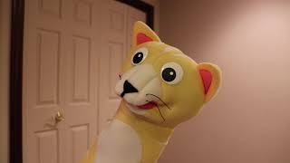 Elliot Hates Loud Laughter - Puppet Skits @artof99