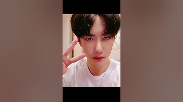 happy wang yibo month💚