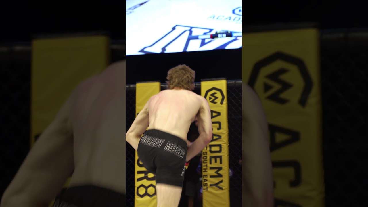 Ben Edwards with the ruthless choke at 