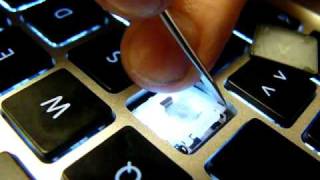 Slow motion is here: http://www./watch?v=0-c25tzj-yc this video that
helps to extract keys from macbook keyboard for cleaning or changing
...
