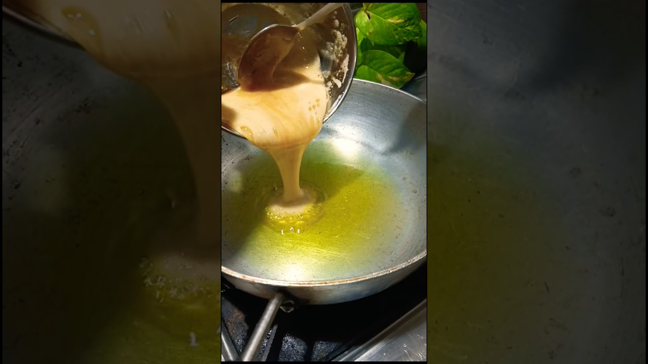 How to make fluffy omelette at home in 5 minutes 🍳#streetfood #shortviral #egg #omelette adlı videoyu YouTube'da izle How to make fluffy omelette at home in 5 minutes 🍳#streetfood #shortviral #egg #omelette adlı videoyu YouTube'da izle