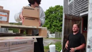 Island Energy Efficiency: LED Lightbulbs