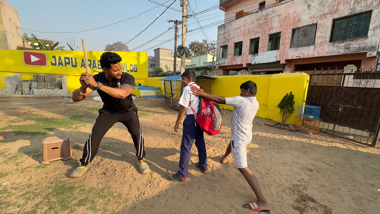 ସାଙ୍ଗ ଠୁ ଚୋରି କରିଦେଲି Cap, watch and ball