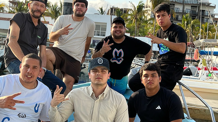 DIVERSIÓN EN EL MAR CON LOS TOYS EN UNA LANCHA (CONEJOTOYS)